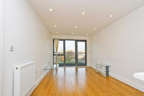 1 bedroom apartment to rent, Hodgeson House, Christian Street, London, E1