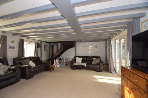 69 Gipping Road, Great Blakenham, Ipswich, IP6 0JA