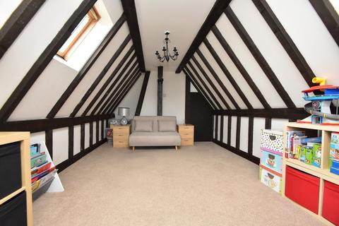69 Gipping Road, Great Blakenham, Ipswich, IP6 0JA