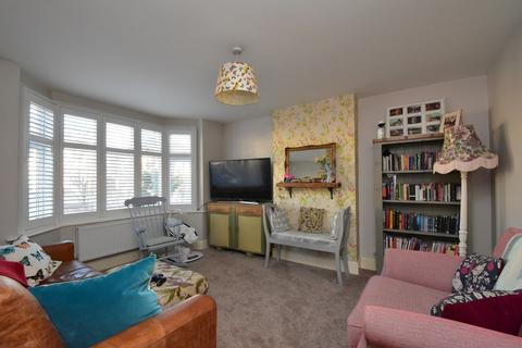 60 Chilton Road, Ipswich, IP3 8NZ