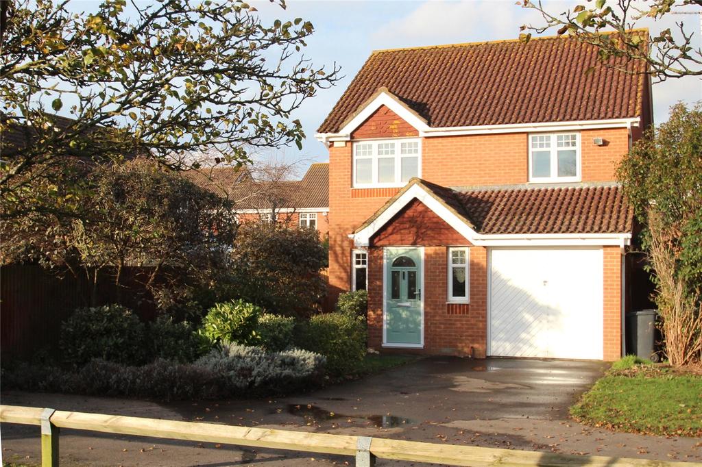 Japonica Way, Denvilles, Havant... 3 bed detached house £325,000