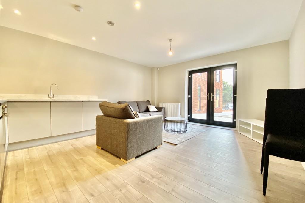 Green Quarter, Cross Green Lane, Leeds 2 bed apartment £825 pcm (£190 pw)