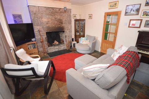 1 Post Office Row, Glangrwyney, Crickhowell, NP8 1EG