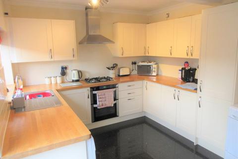 71 Brackenfield Road, Birmingham, B44 9BG