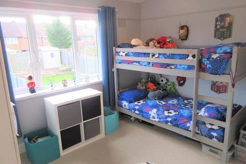 71 Brackenfield Road, Birmingham, B44 9BG