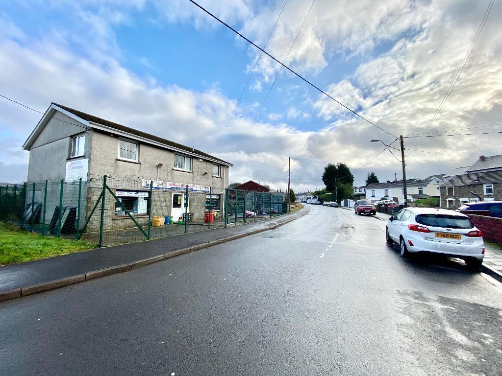 High street in hirwaun essay 08 picture