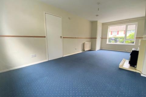 98 Lancelot Road, Exeter, EX4 9BY