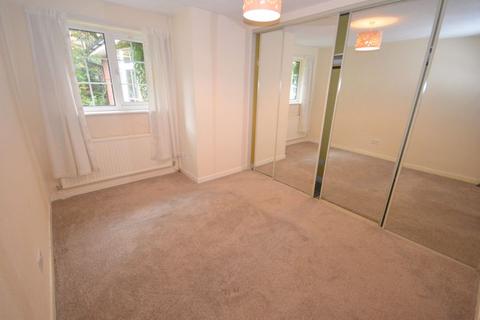 17 Ash Priors, Widnes, WA8 4NH
