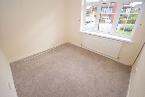 17 Ash Priors, Widnes, WA8 4NH