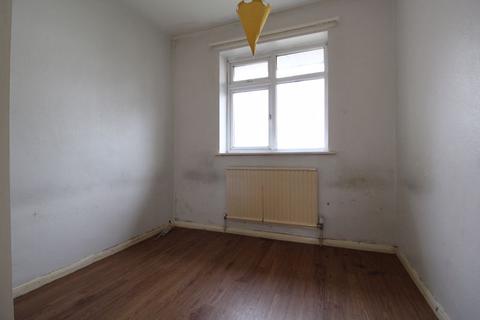 80 Limbury Road, Luton, LU3 2PL