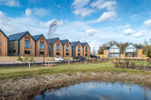 8 Blumer Lock, Yalding, Maidstone, ME18 6AD