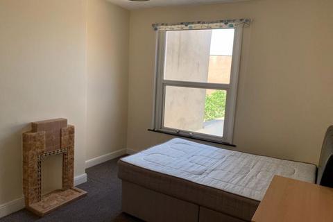 1 bedroom in a house share to rent, Camden Road, Bristol