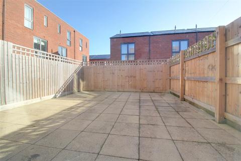 68 Friars Orchard, Gloucester, GL1 1GF