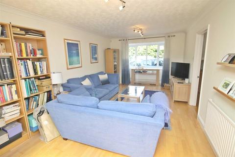 15 Bartholomew Close, Walton Park, Milton Keynes, MK7 7HH
