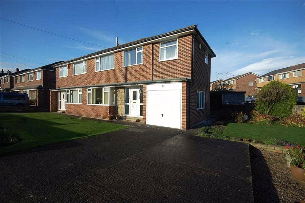 Hepworth Lane, Mirfield, WF14 4 bed semidetached house £220,000