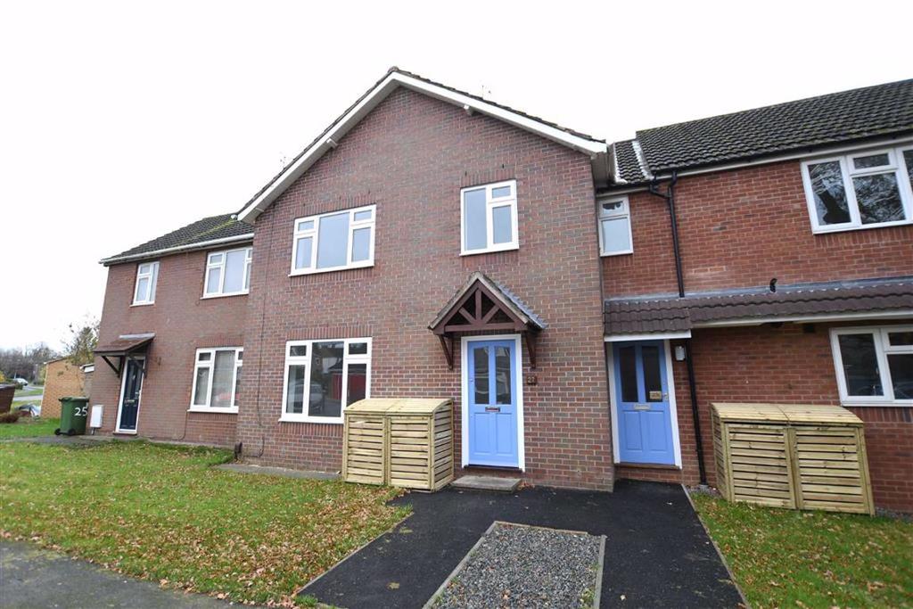 Edmondscote Road, Leamington Spa 3 bed terraced house £259,950