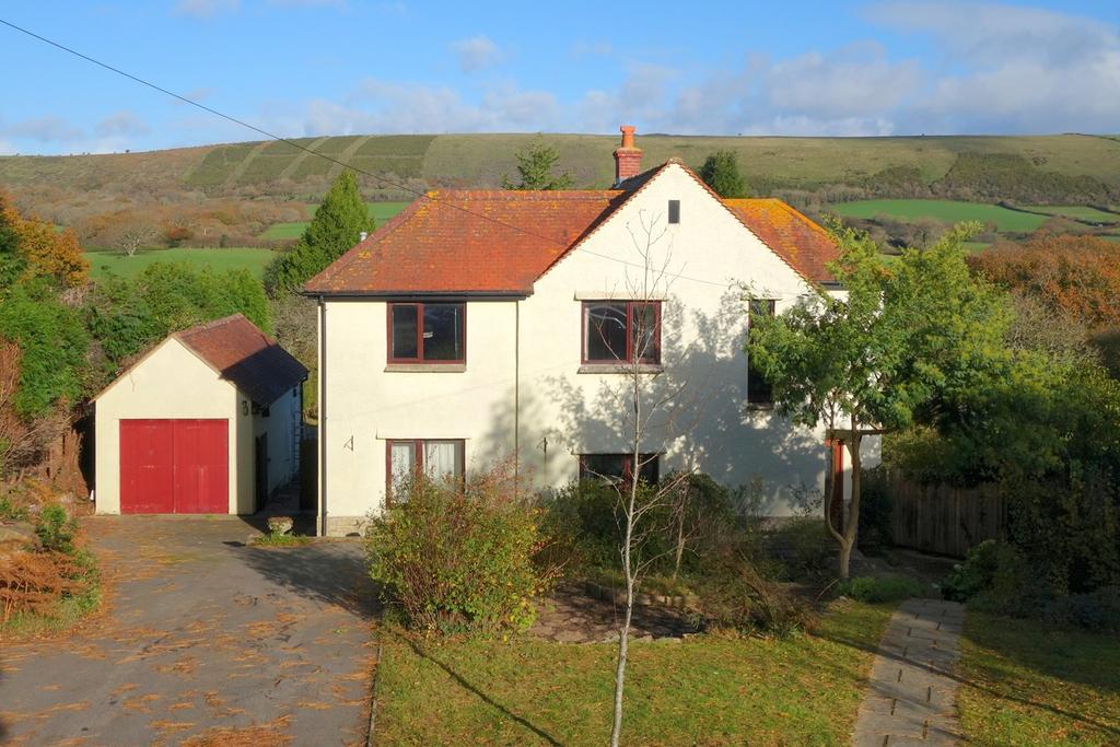 Harmans Cross, Swanage, BH19 4 bed detached house £650,000
