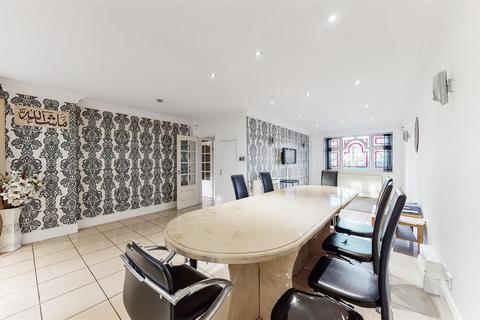 137 Carlton Avenue West, Wembley, HA0 3RA