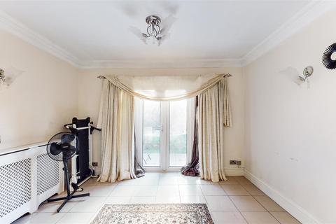 137 Carlton Avenue West, Wembley, HA0 3RA