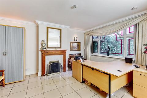137 Carlton Avenue West, Wembley, HA0 3RA