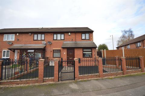 12 Oakmeadow Close, Birmingham, B33 0AQ