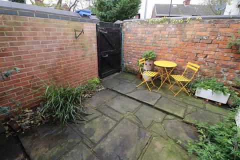 23 Beever Street, Manchester, M16 9JR