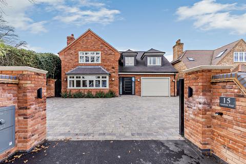 15 Gaiafields Road, Lichfield, WS13 7LT