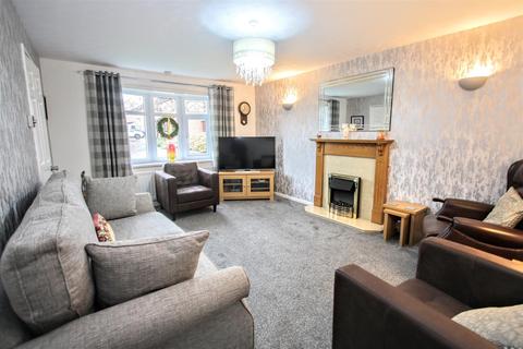 61 Amiens Close, Darlington, DL3 0UL