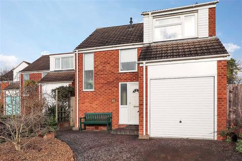 15 Gould Road, Hampton Magna, Warwick, CV35 8TU