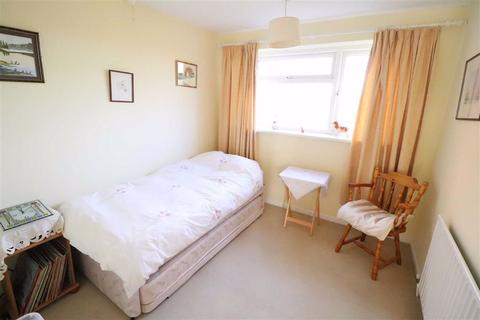 15 Gould Road, Hampton Magna, Warwick, CV35 8TU