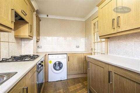 25 Springvale Walk, Sheffield, S6 3GY