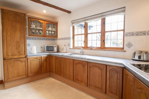 119 Coppermill Road, Wraysbury, Staines-upon-thames, TW19 5NX