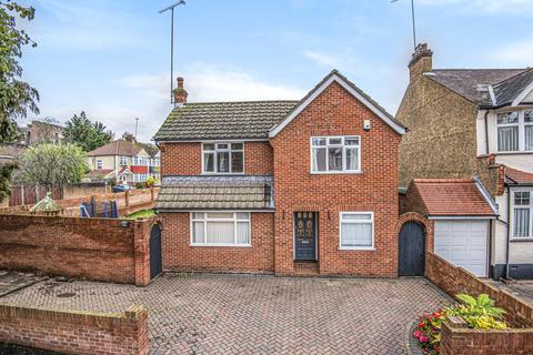 3a Palace View, Bromley, BR1 3EJ