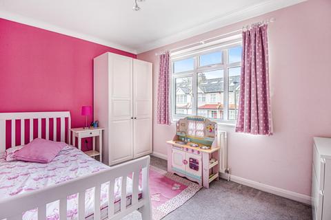 3a Palace View, Bromley, BR1 3EJ
