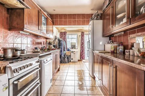 198 Manor Lane, London, SE12 0UA