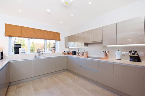 8 Hollerith Close, Oakgrove, Milton Keynes, MK10 9UY