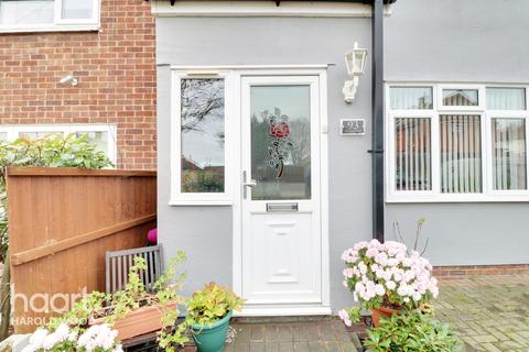 93 Daventry Road, Romford, RM3 7RA