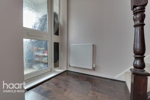93 Daventry Road, Romford, RM3 7RA