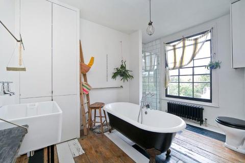 49 Albion Drive, London, E8 4LT