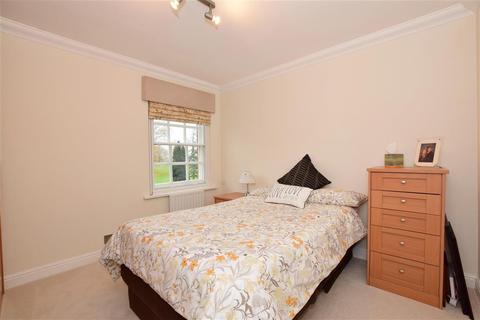 18 Hill Hall, Theydon Mount, Epping, CM16 7QQ
