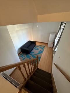 2 bedroom flat to rent - Grays Inn Road, London WC1X