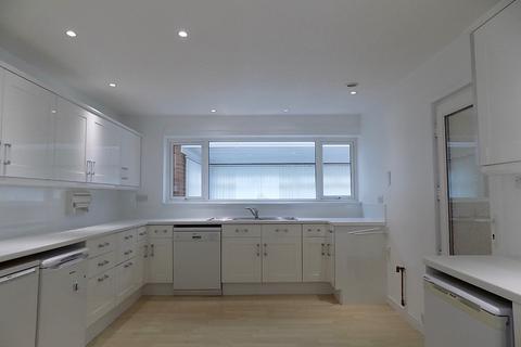 Meadowbank, 33 Ghyll Road, Scotby, Carlisle, CA4 8BT