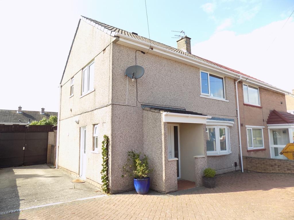 Glendale Rise, Carlisle, CA2 3 bed semidetached house £133,000