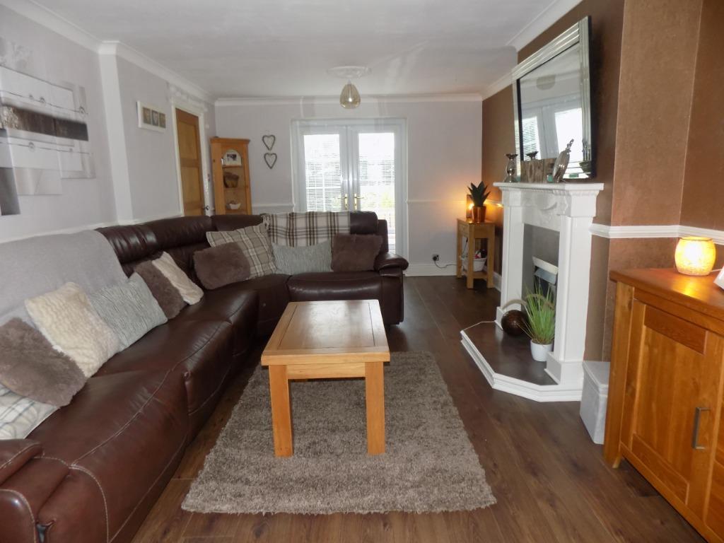 Glendale Rise, Carlisle, CA2 3 bed semidetached house £133,000