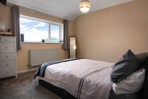 79a Cavan Drive, St Albans, AL3 6HP