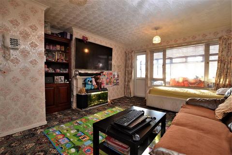 52 Kentmere Close, Cheltenham, GL51 3PD