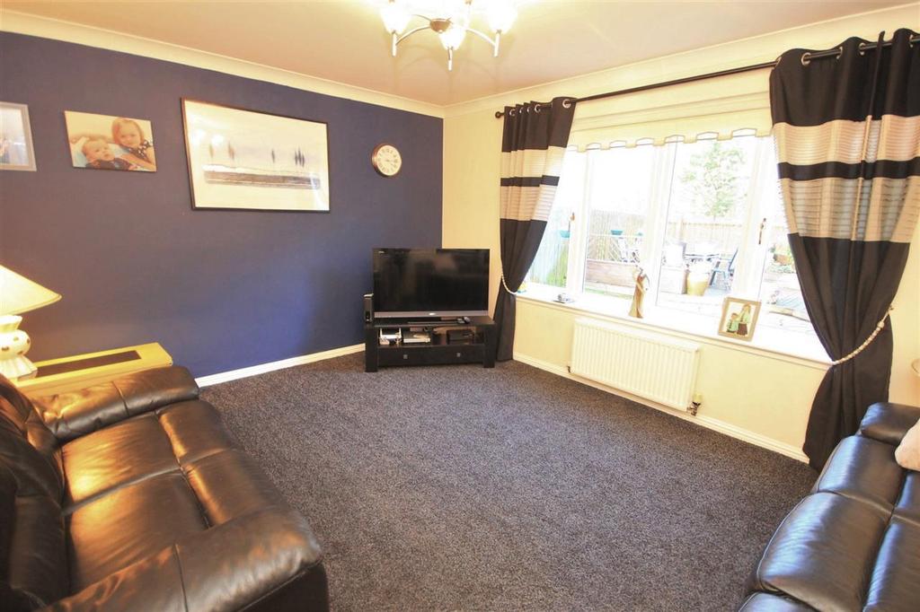 Kirkland Street, Motherwell 4 bed detached house £189,000