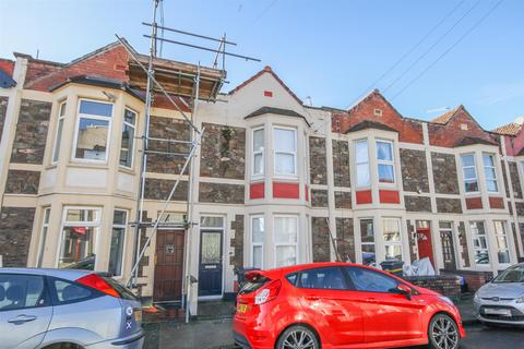 16 Argus Road, Bristol, BS3 3PA