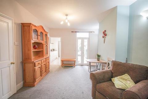 16 Argus Road, Bristol, BS3 3PA