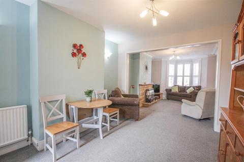 16 Argus Road, Bristol, BS3 3PA